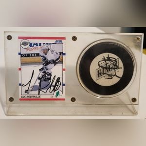 Luc Robitaille Autographed 1990 Score Trading Card and Autographed LA Ki…